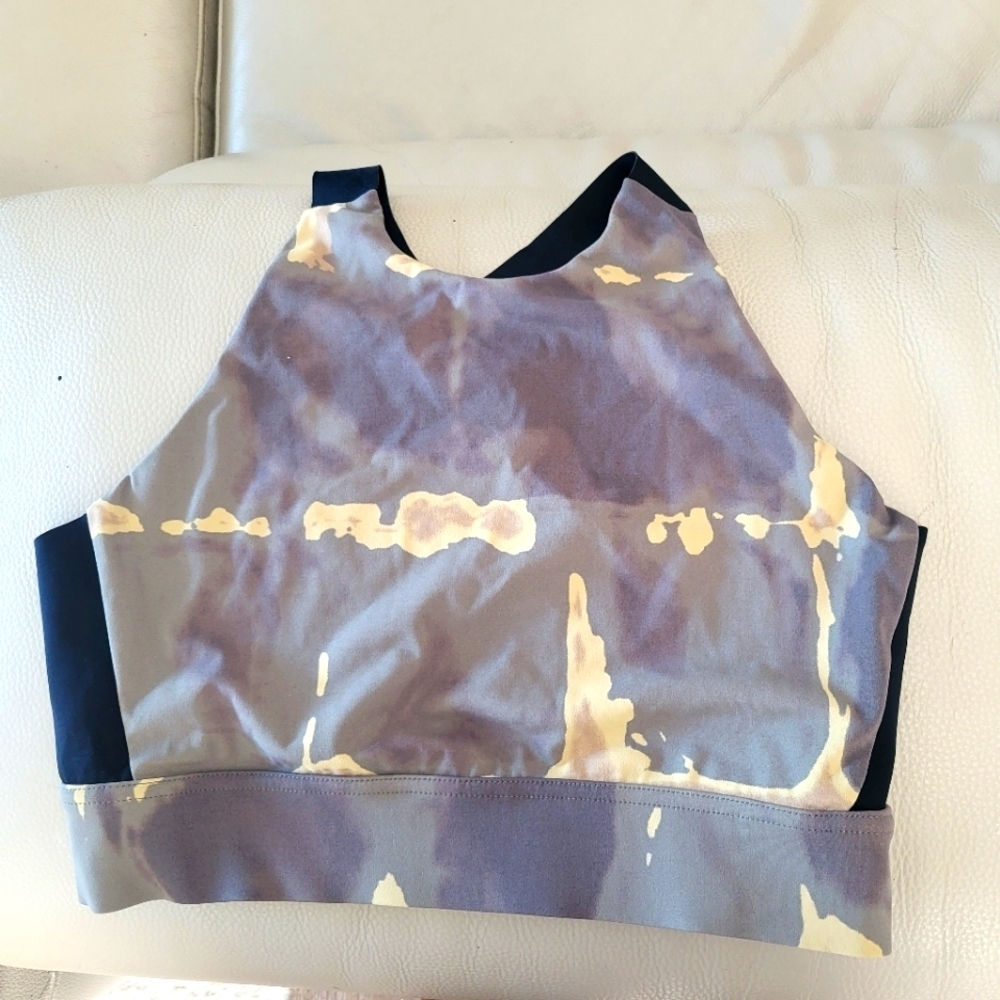 Varley Form Athletic sports Bra camo black small Bloomingdale's